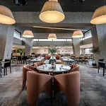 Quality Hotel 33